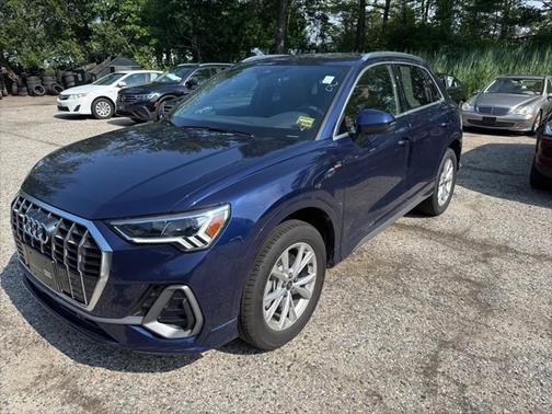 2025 Audi Q3 Premium 45 TFSI S line quattro Tiptronic