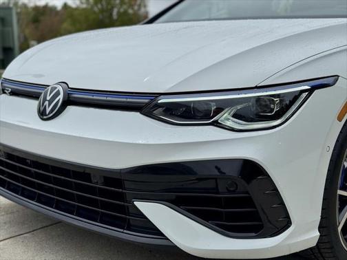 2023 Volkswagen Golf R 2.0T Manual