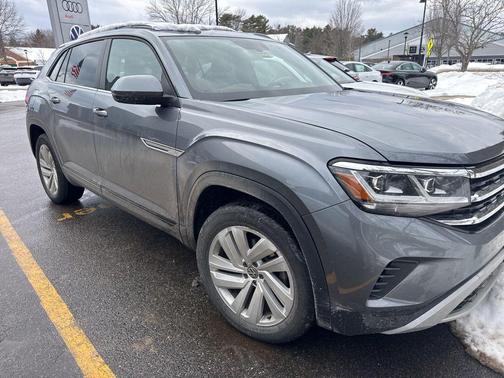 2020 Volkswagen Atlas Cross Sport 3.6L V6 SE w/Technology