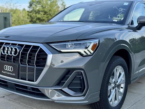 2025 Audi Q3 Premium 45 TFSI S line quattro Tiptronic