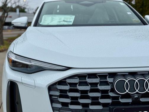 2025 Audi Q5 Prestige TFSI quattro S tronic