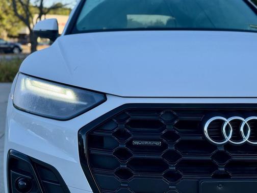2025 Audi Q5 45 S line Premium