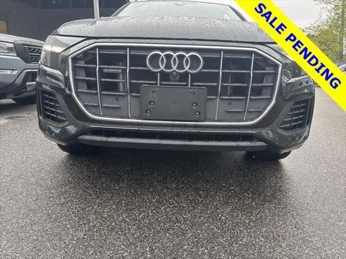 2022 Audi Q8 55 Premium