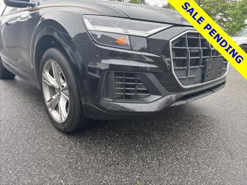 2022 Audi Q8 55 Premium