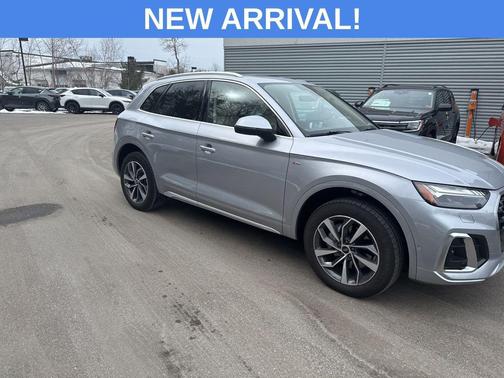 2024 Audi Q5 45 S line Prestige
