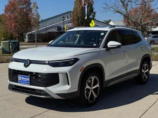 2025 Volkswagen Tiguan 2.0T SE 4MOTION