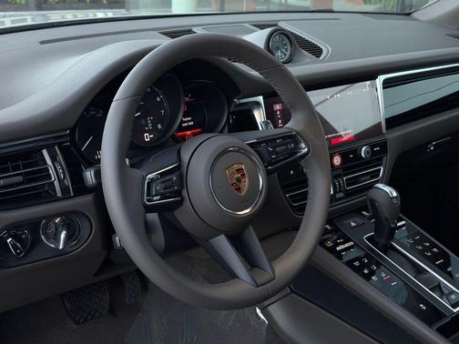 Chalk 2026 Porsche Macan Macan