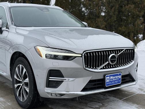2023 Volvo XC60 B5 Plus Bright Theme
