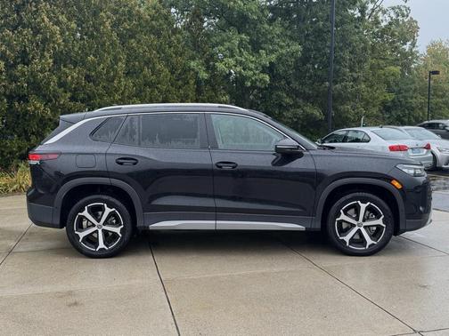 2025 Volkswagen Tiguan 2.0T SE 4MOTION