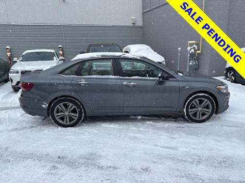 2019 Volkswagen Jetta 1.4T R-Line