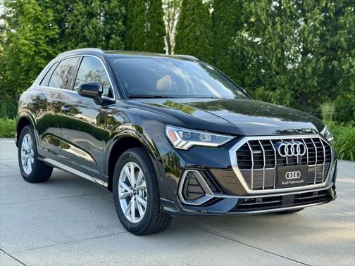 2025 Audi Q3 Premium 45 TFSI S line quattro Tiptronic