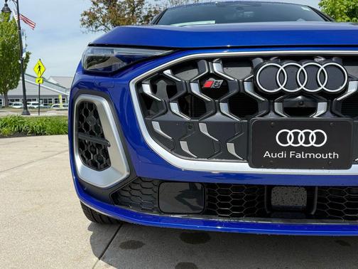 Ultra Blue Metallic 2026 Audi SQ5 3.0T Premium Plus