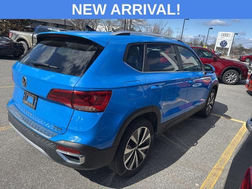 2023 Volkswagen Taos 1.5T SE