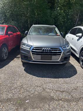 Monsoon Gray Metallic 2019 Audi Q5 2.0T Premium Plus