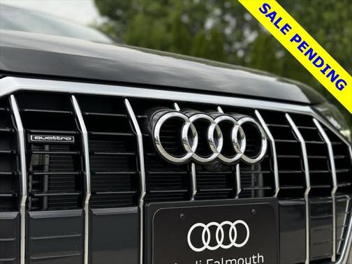 2024 Audi Q3 45 S line Premium Plus