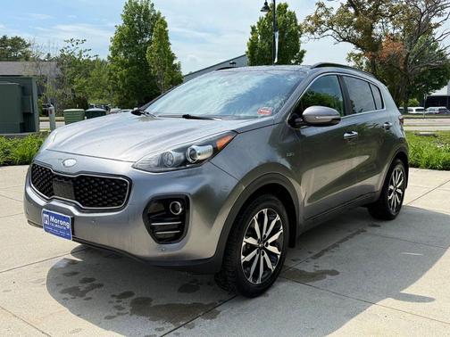 Mineral Silver 2018 Kia Sportage EX