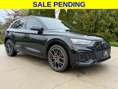 Mythos Black Metallic 2022 Audi SQ5 3.0T Premium Plus