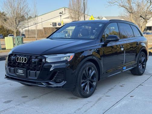2026 Audi Q7 55 Premium Plus