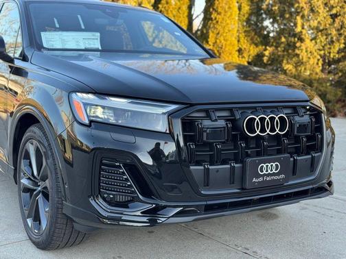 2026 Audi Q7 55 Premium Plus