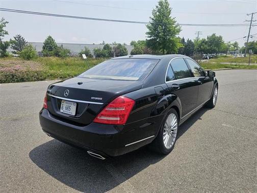 2010 Mercedes-Benz S-Class S 400 HYBRID