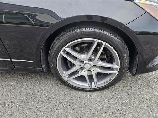 2015 Mercedes-Benz E-Class 4MATIC