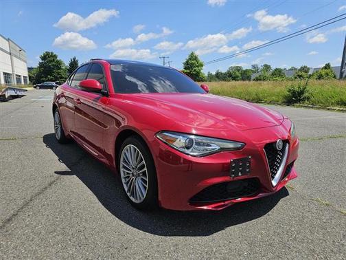 2017 Alfa Romeo Giulia Ti