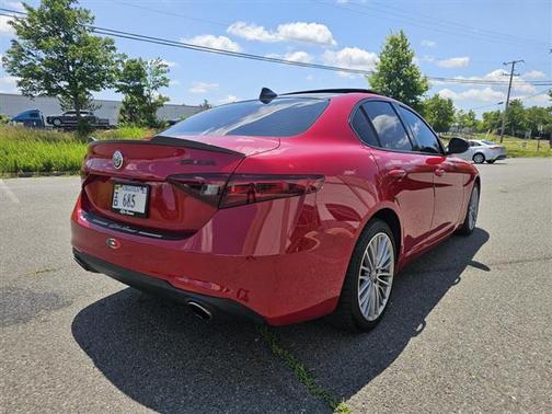 2017 Alfa Romeo Giulia Ti