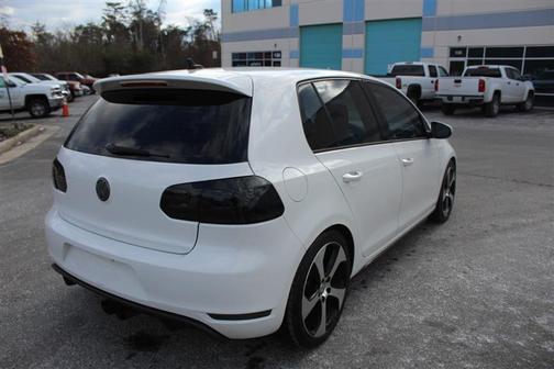 Photo 4 of 10 of 2013 Volkswagen GTI Drivers Edition