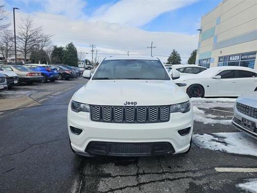 2021 Jeep Grand Cherokee Laredo