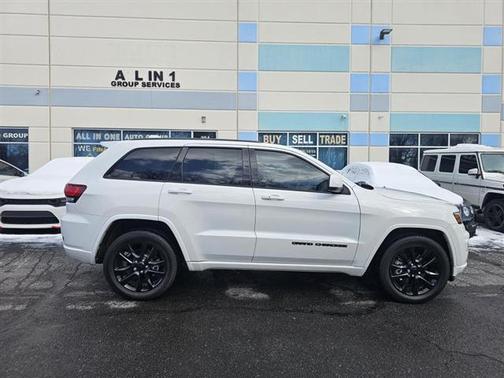 2021 Jeep Grand Cherokee Laredo