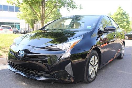2017 Toyota Prius Four Touring