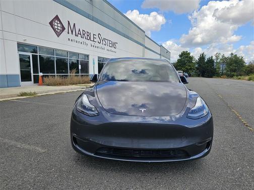 2022 Tesla Model Y Performance Dual Motor All-Wheel Drive