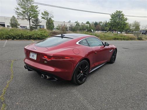 2015 Jaguar F-TYPE R