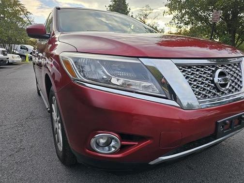 2015 Nissan Pathfinder SV