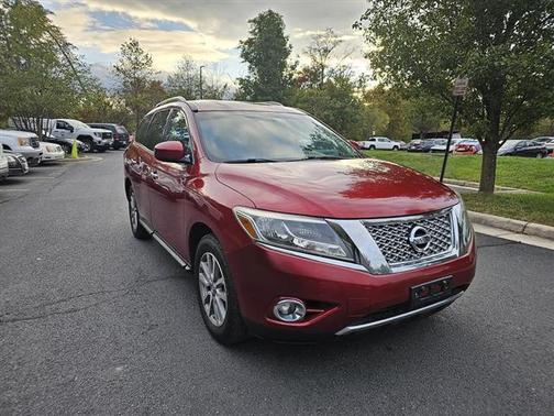 2015 Nissan Pathfinder SV