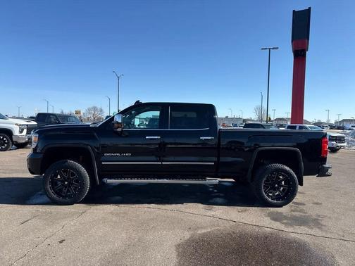 2016 GMC Sierra 2500 Denali