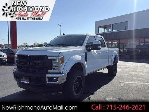 White 2019 Ford F-250 Lariat