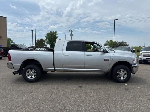Bright Silver Metallic Clearcoat 2010 Dodge Ram 2500 SLT Mega Cab