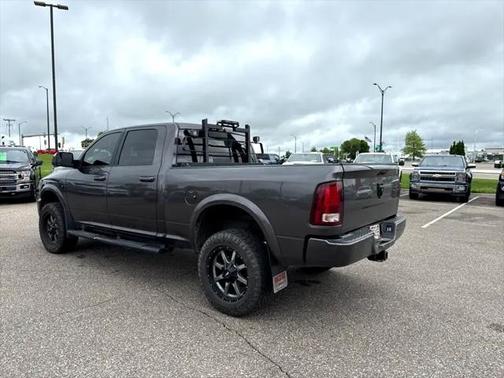 2018 RAM 2500 Laramie Crew Cab 4x4 6'4' Box