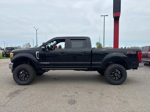Shadow Black 2017 Ford F-250 Lariat
