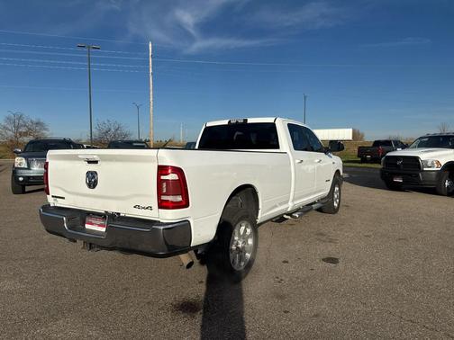 2019 RAM 2500 Big Horn Crew Cab 4x4 8' Box