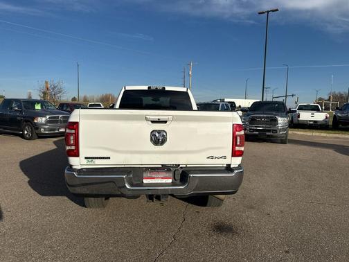 2019 RAM 2500 Big Horn Crew Cab 4x4 8' Box