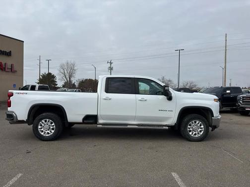 2022 Chevrolet Silverado 3500 LT