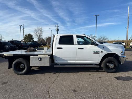 2018 RAM 3500 Tradesman Crew Cab 4x4 8' Box