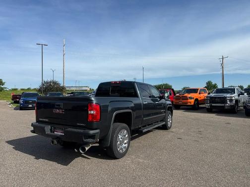 Gray 2018 GMC Sierra 2500 Denali