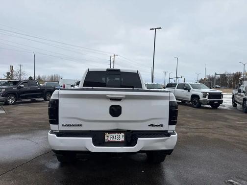 2019 RAM 3500 Laramie Crew Cab 4x4 6'4' Box