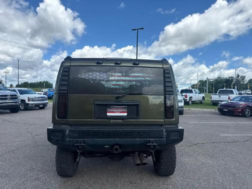 Dark Green 2004 Hummer H2 Base