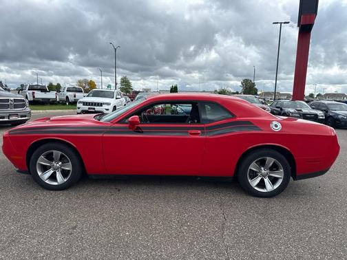 2015 Dodge Challenger SXT