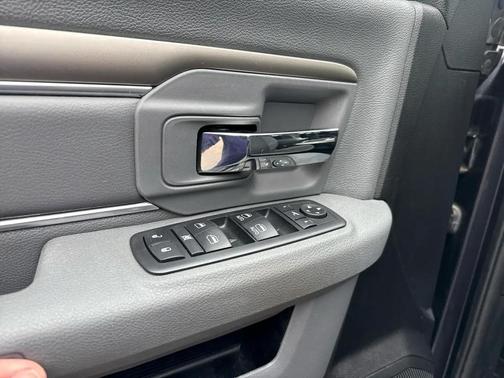 Maximum Steel Metallic Clearcoat 2017 RAM 1500 Big Horn