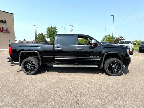 2016 GMC Sierra 2500 Denali